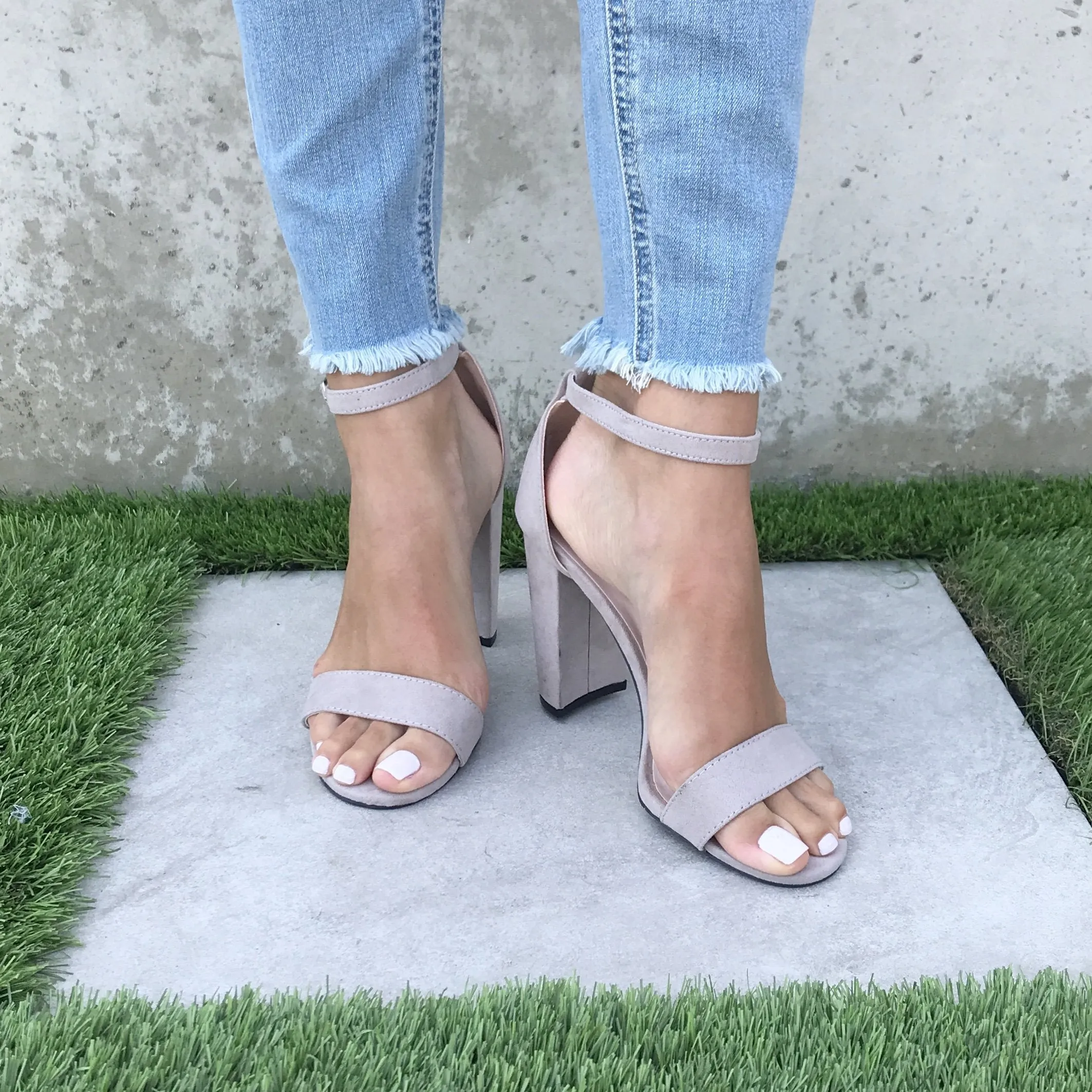 Classy Suede Heels in Grey