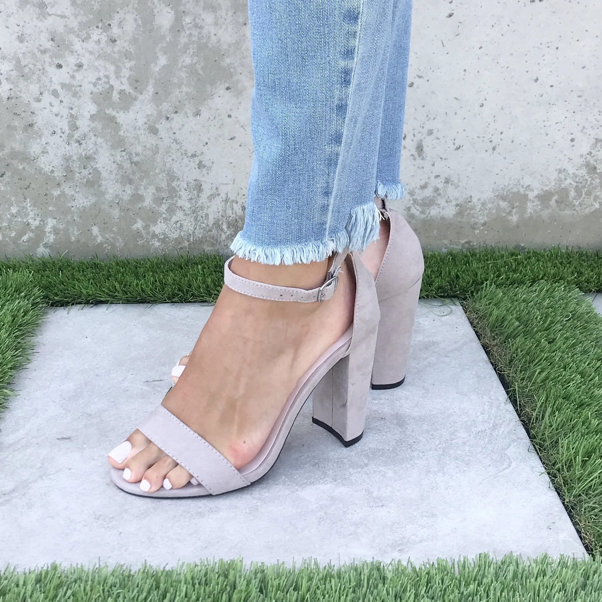 Classy Suede Heels in Grey