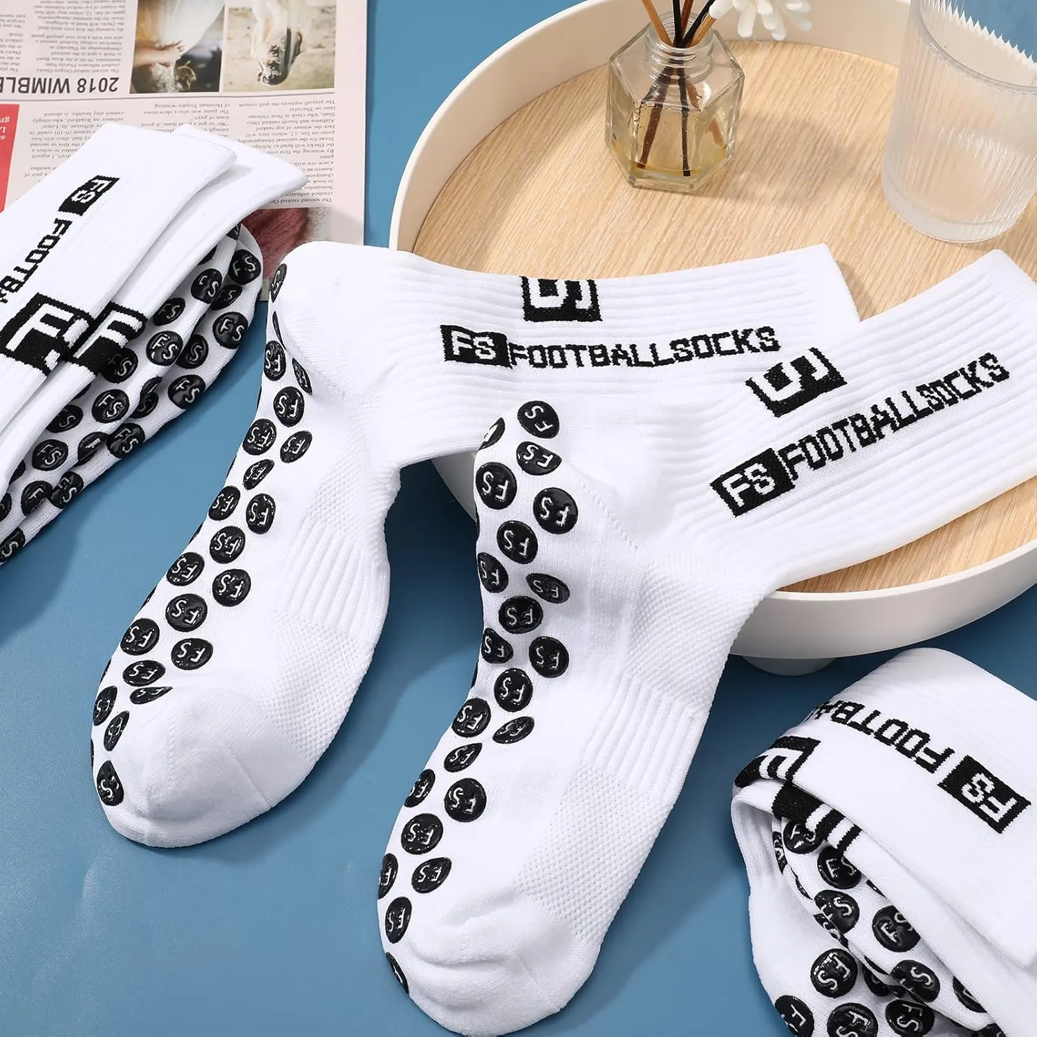 DragonflyDreams 3/4/8 Pairs Non Slip Sport Soccer Socks Anti Slip Football Baseball Unisex Athletic Socks with Grip Pads