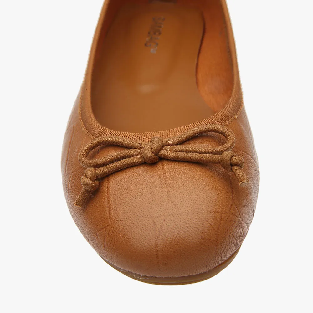 Natalie Tan Croc leather ballet